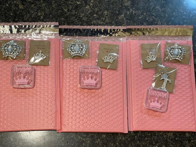 Pageant magnet bundle